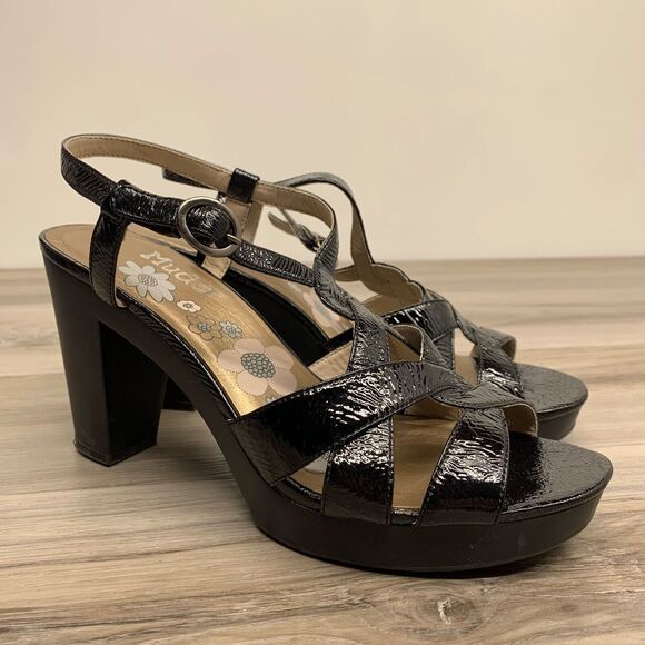 Vtg Mudd Sandals Y2K 90s Black Faux Patent Platform Strum 4” Heels Strappy 9.5M - Picture 1 of 10